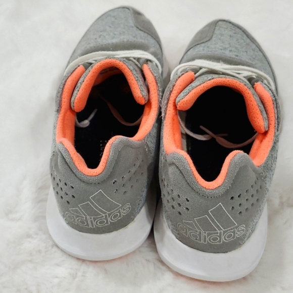 Gray and Peach pink Adidas Supercloud running shoes size 7 - Picture 5 of 8